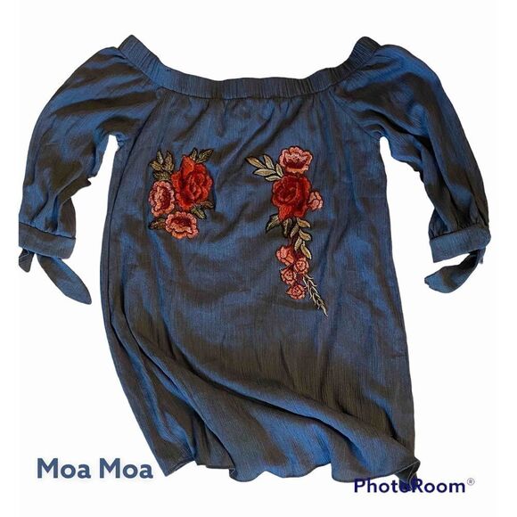 Moa Moa SZ M Woman’s Sexy Off The Shoulder Floral Embroidered Blouse/Top - Picture 1 of 11